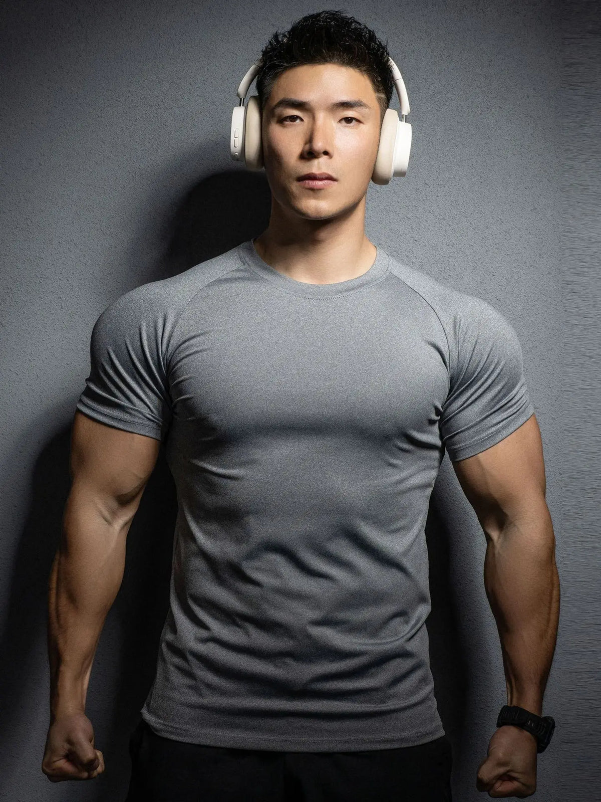 2024 New men's T-shirt Sports leisure running gym exercise training elastic quick drying short sleeve T-shirt men's top
