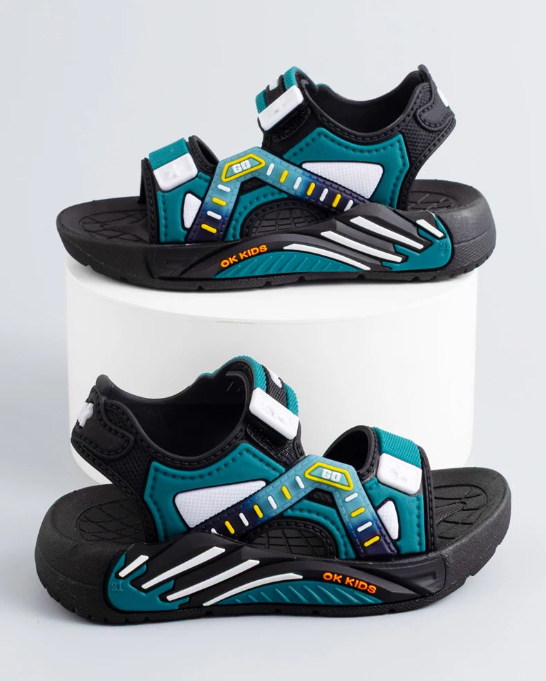 One Pairs of Summer Kids' Sandals Unisex Soft Bottom Casual Beach Shoes for Primary School Students