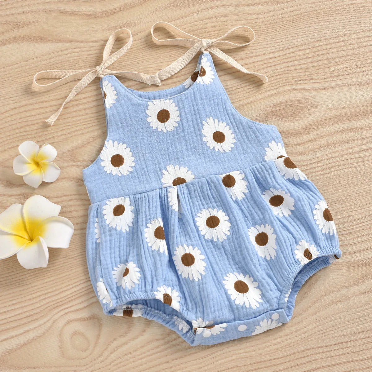 Summer female infant chrysanthemum suspender Romper sweet and cute