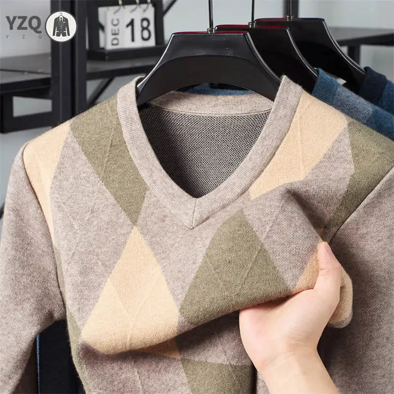 Winter Warm New Men's Plaid V-neck Long Sleeved Sweater Knitted Sweater Fashion Casual Versatile Top
