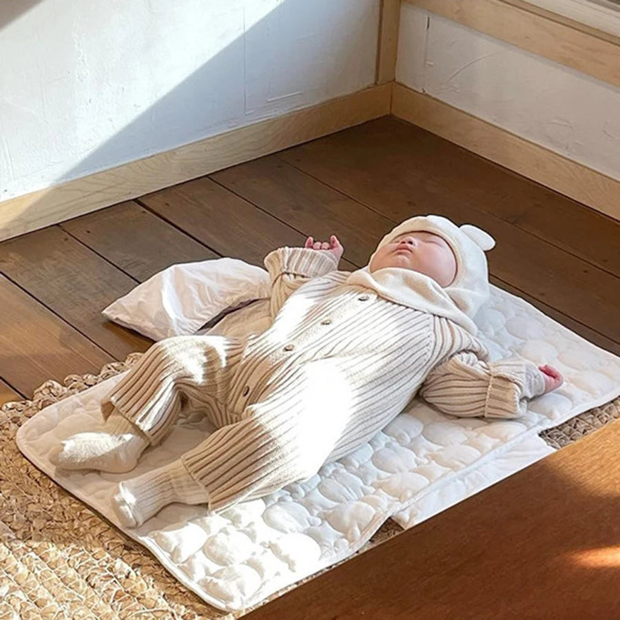 Baby Waterproof Changing Pad Multifunctional Portable Diaper Mat Foldable Travel Pee Pad With Diaper Bag