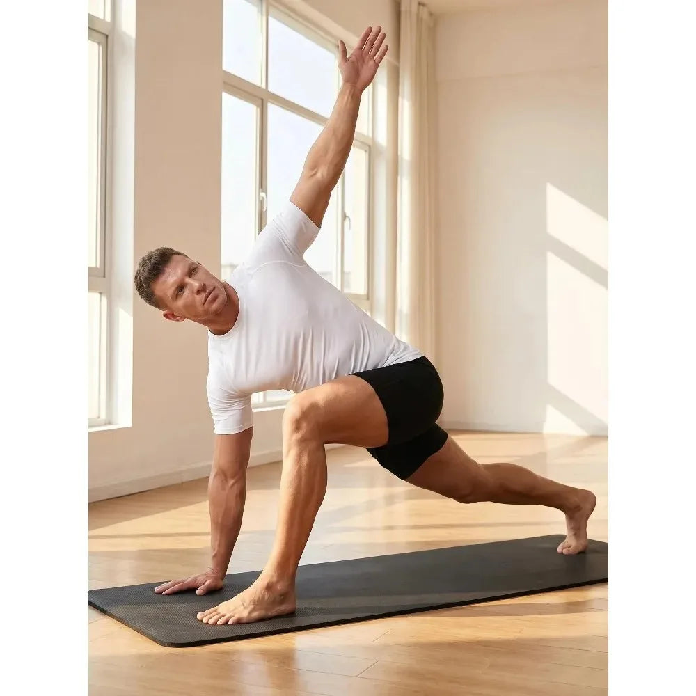 New mens T-shirt fitness short sleeved shirt breathable sweat absorbing quick drying suitable for gym basketball running cycling
