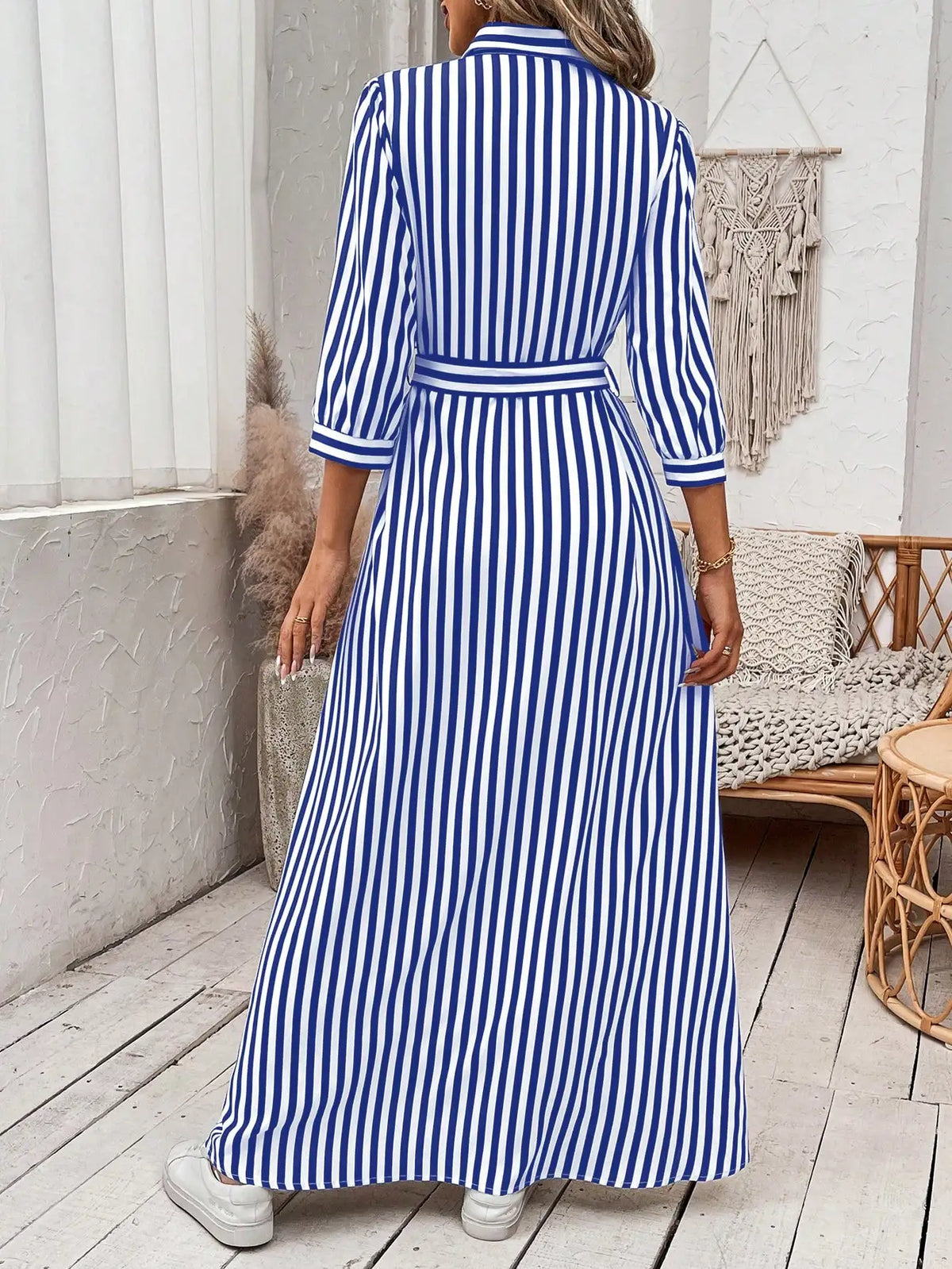 Women's Casual Elegant Striped Print Dress Fashionable Trendy Patterned Gown for All Seasons